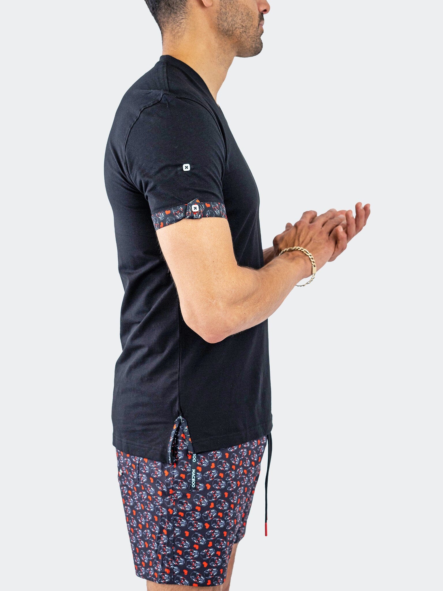 V-Neck Vivaldi Solid27 Black