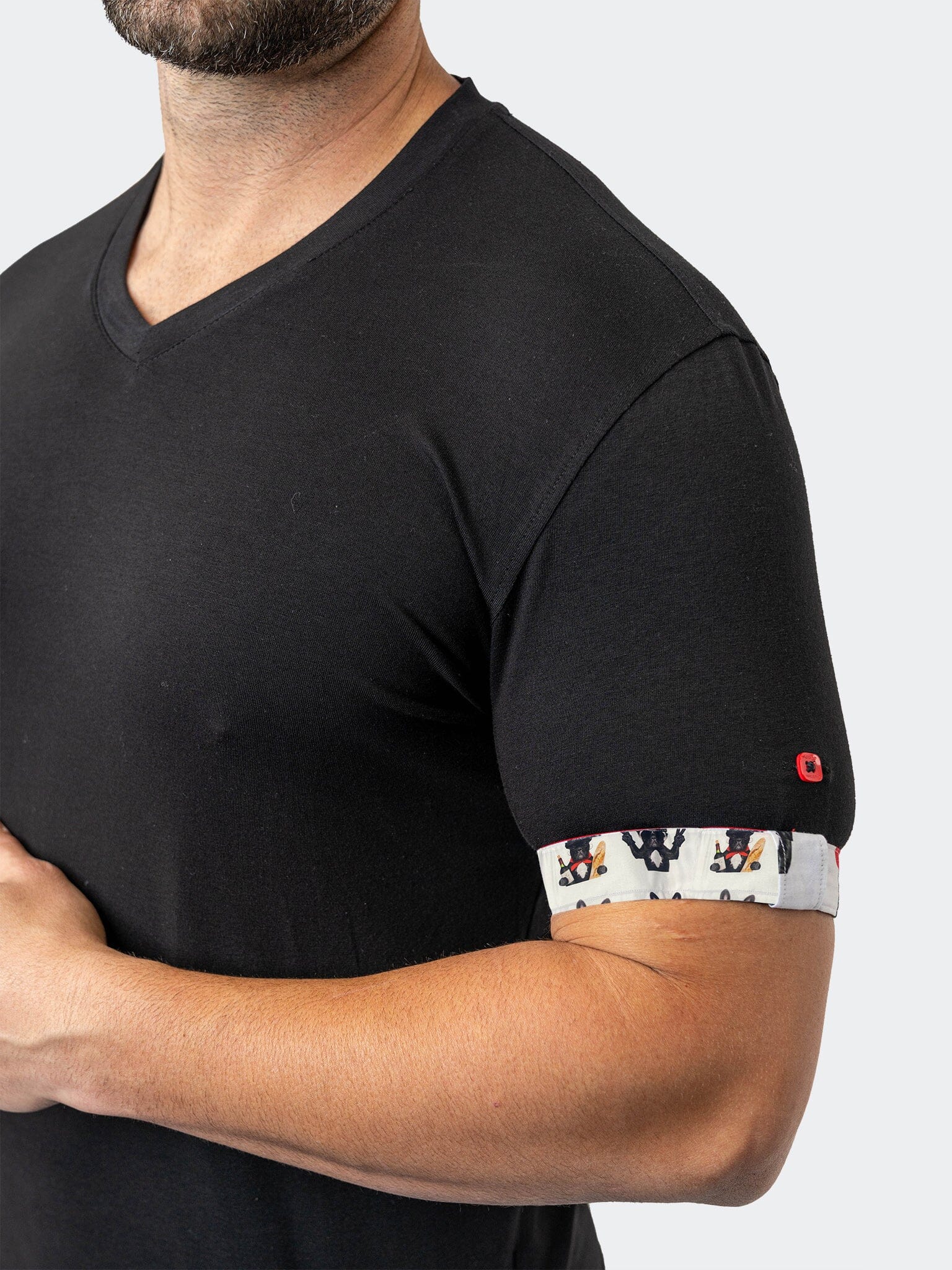 Vivaldi Solid Black V-Neck Tee