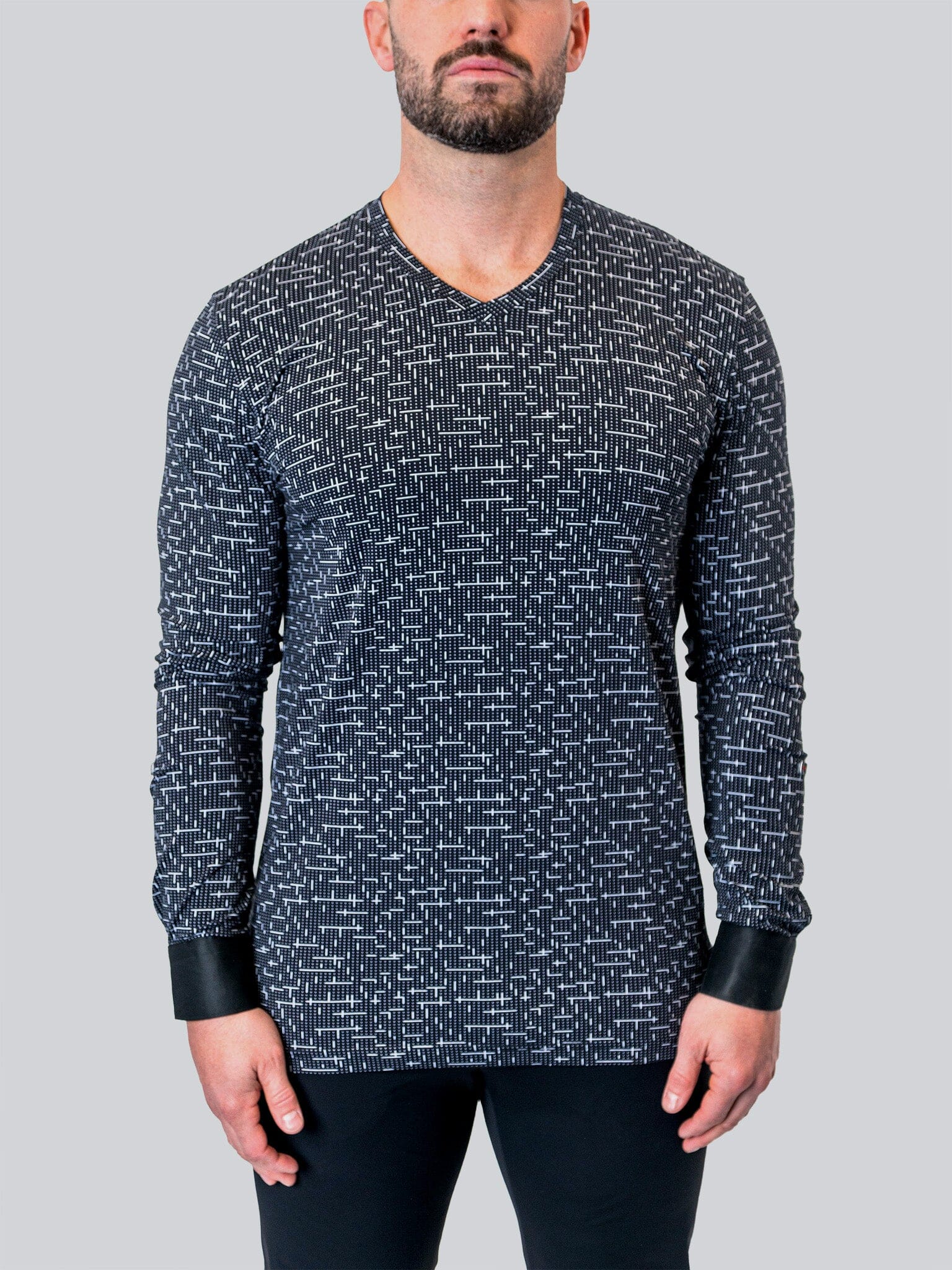 Perm Edison Tetris Black V-Neck