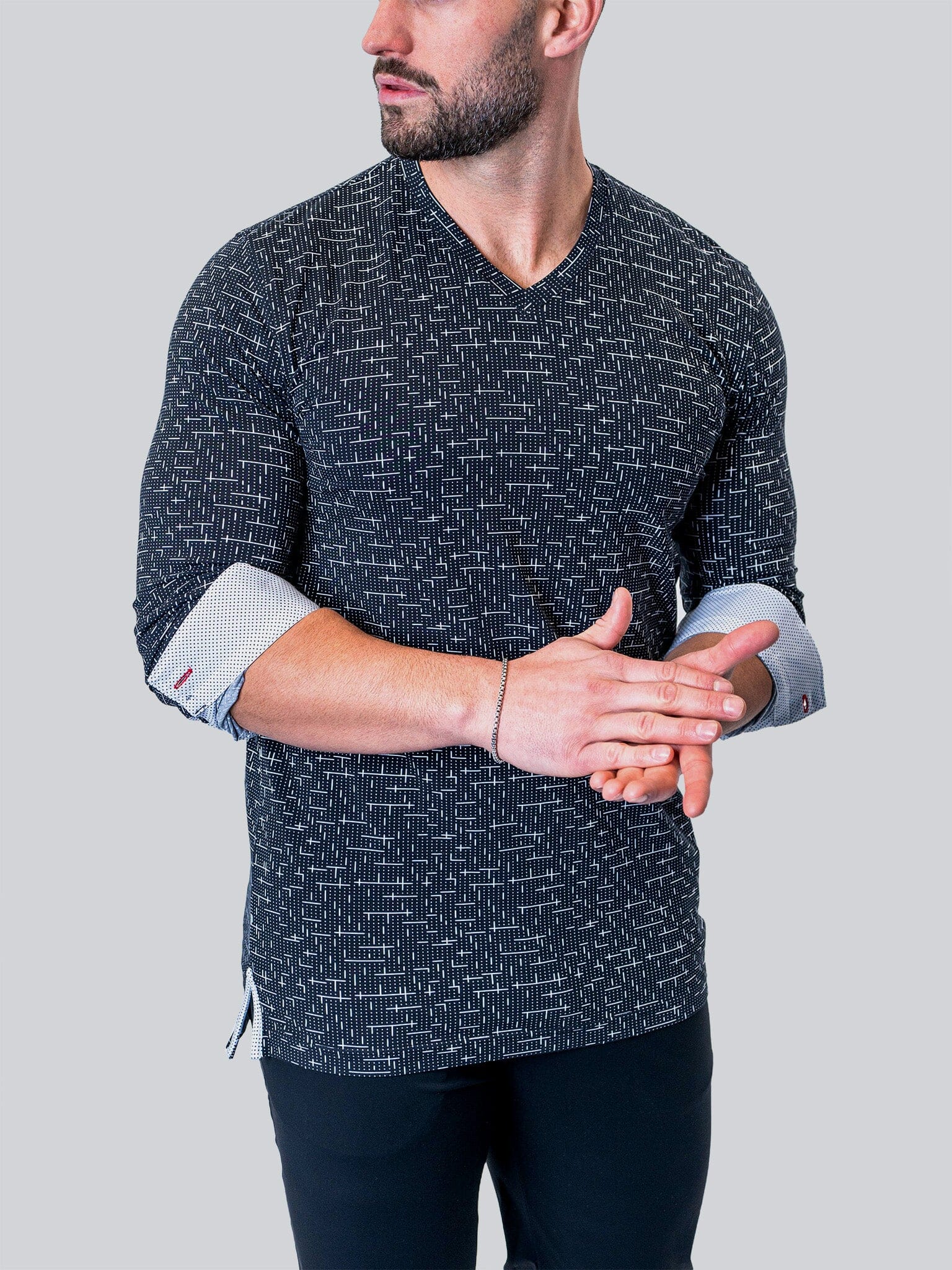 Perm Edison Tetris Black V-Neck