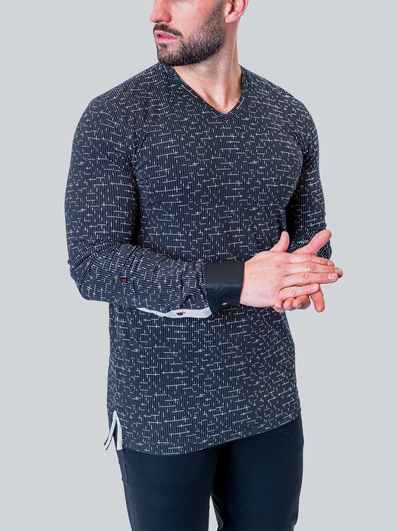 Perm Edison Tetris Black V-Neck