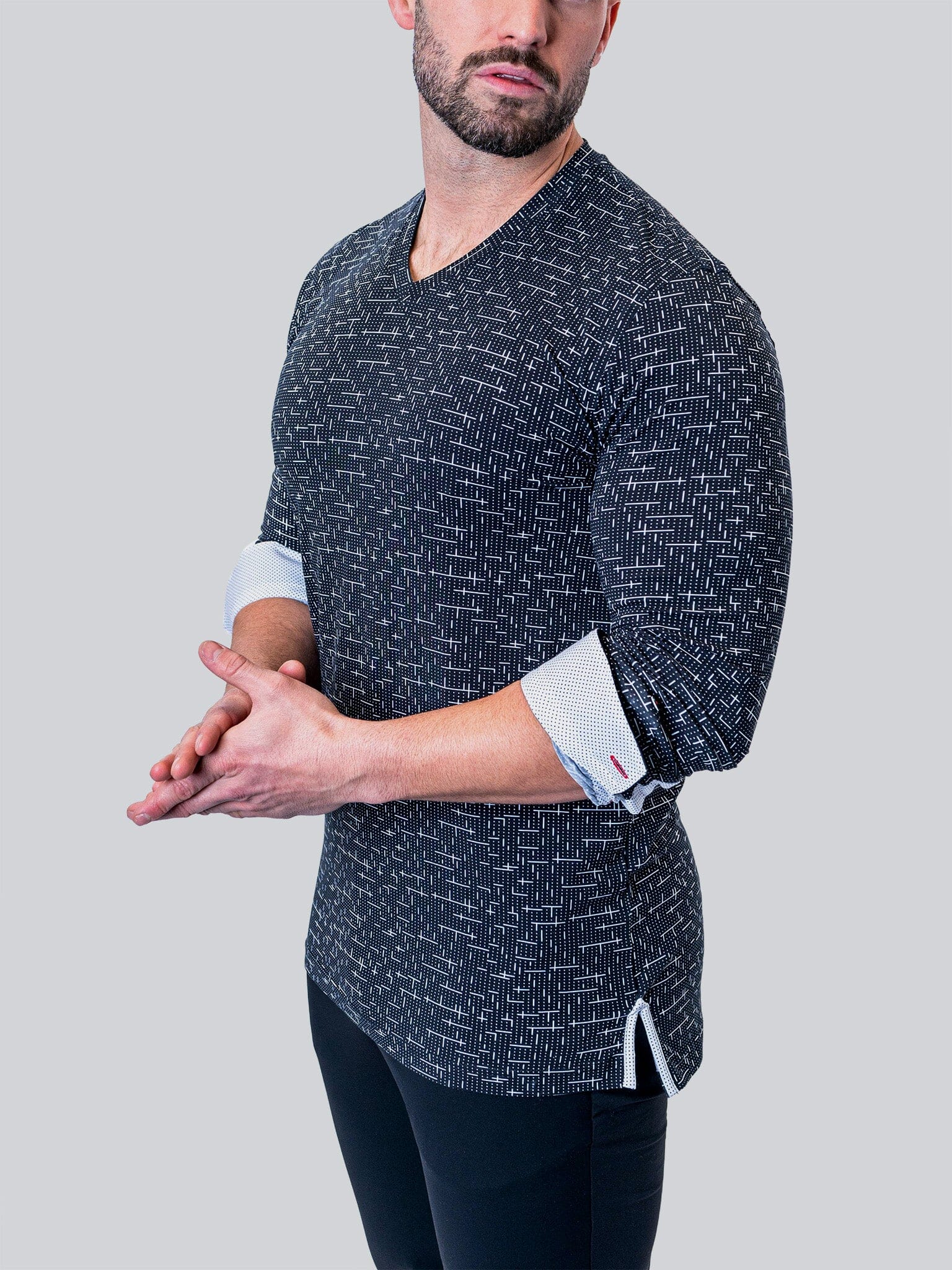Perm Edison Tetris Black V-Neck