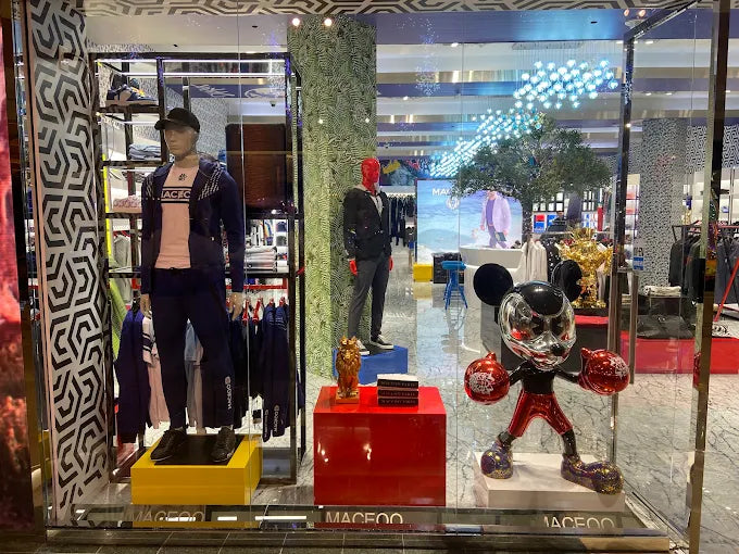 MACEOO boutique interior view 4