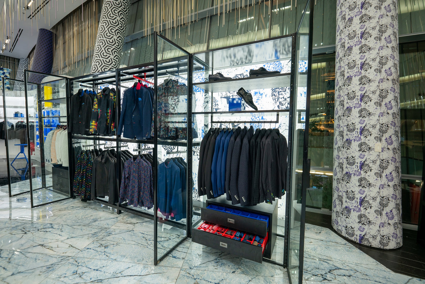 MACEOO boutique interior view 1