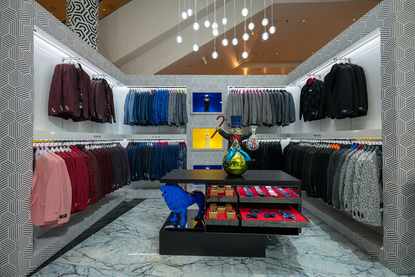 MACEOO boutique interior view 3
