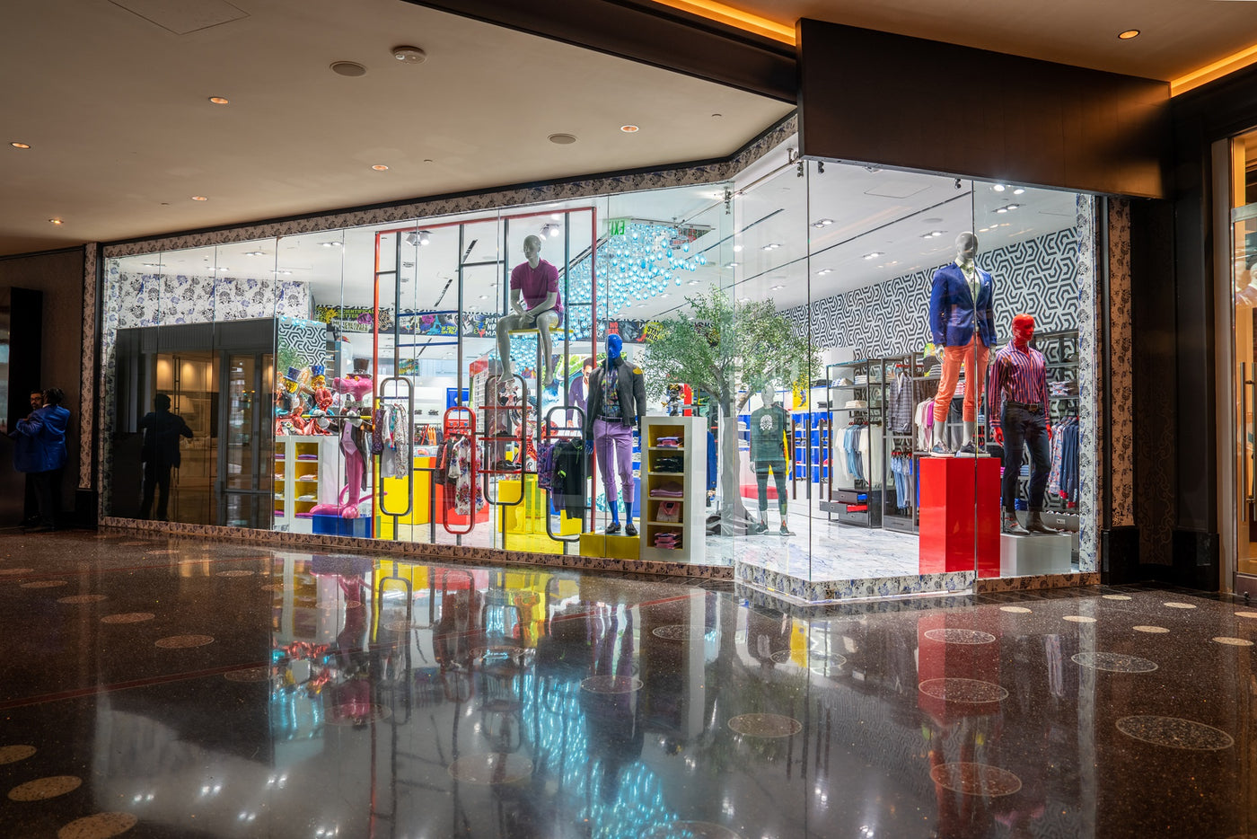 MACEOO boutique interior view 5