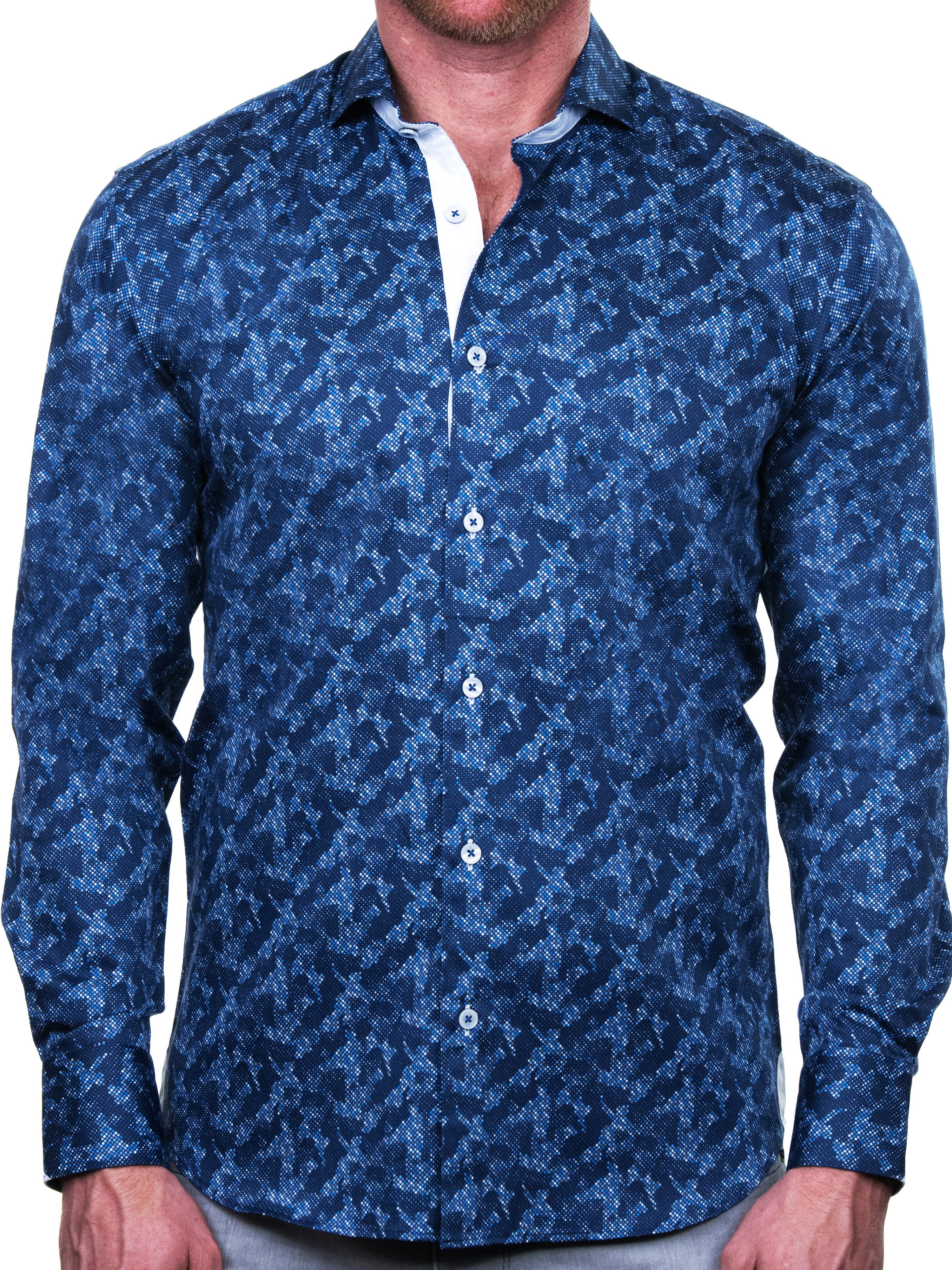 Eins Scattered Blue