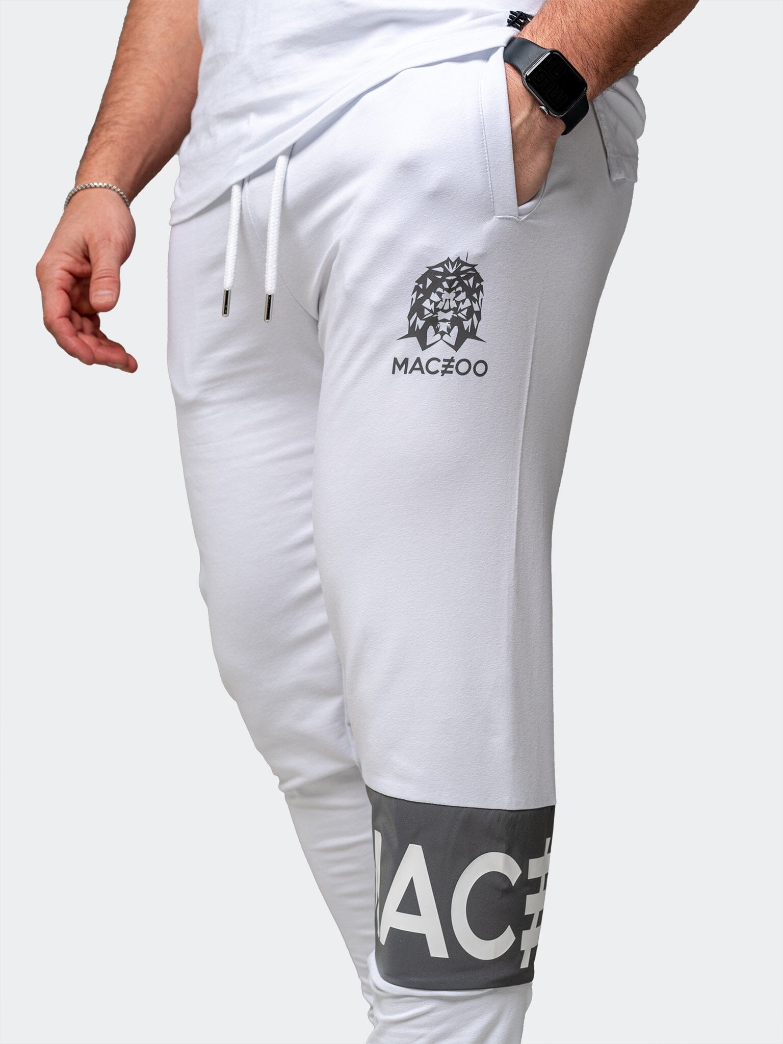 Insignia White Jogger Pants