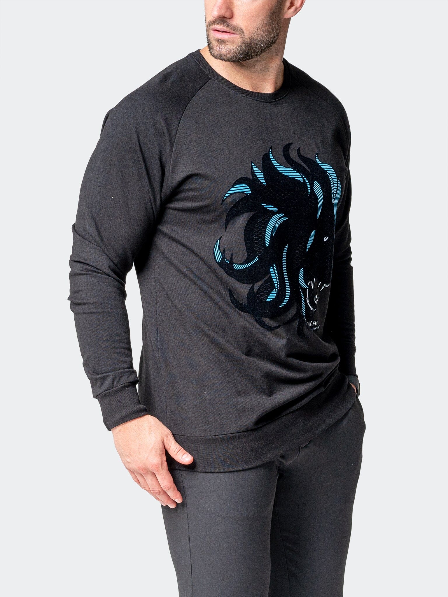 WakeUp Black Sweater