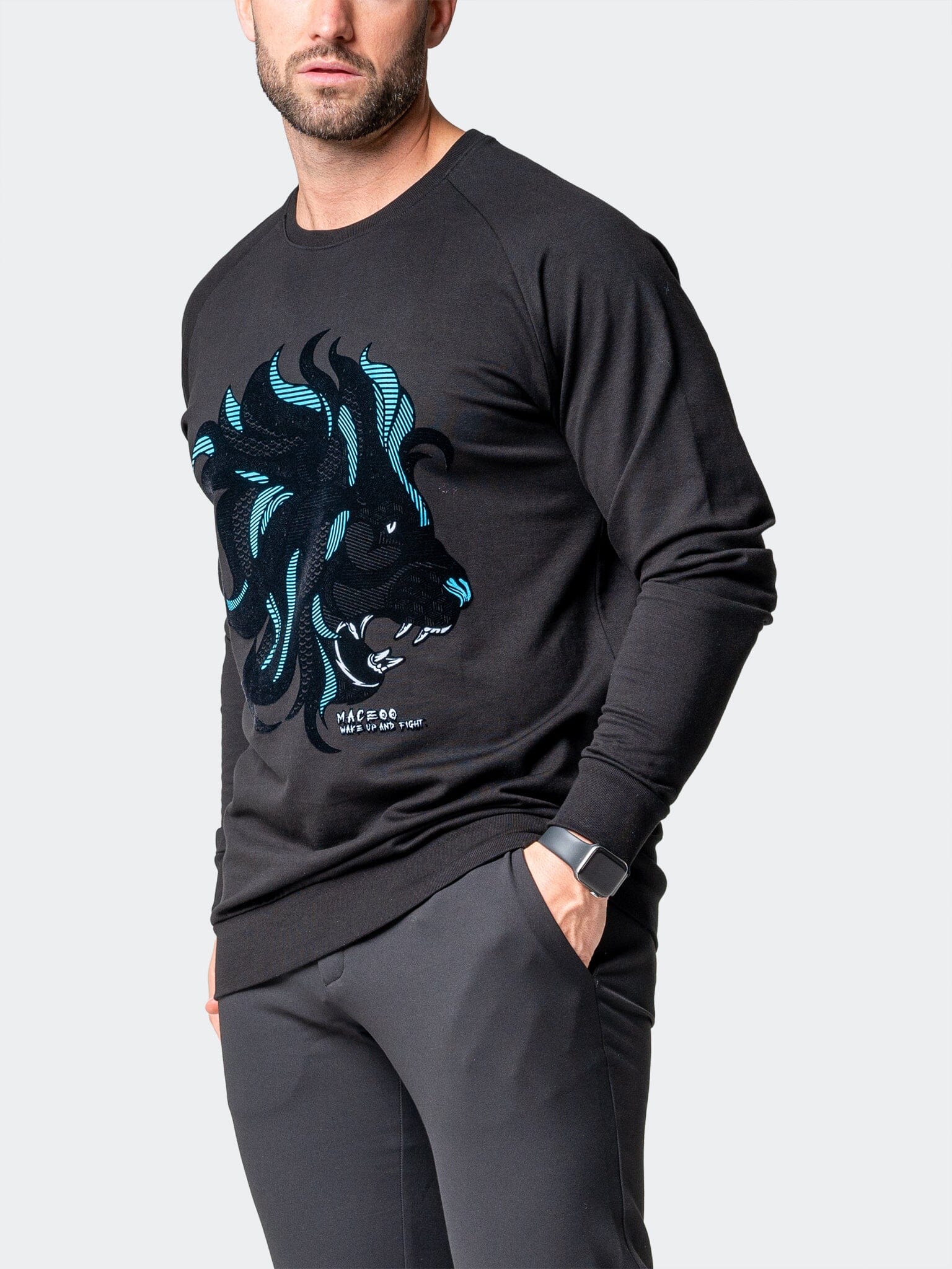 WakeUp Black Sweater