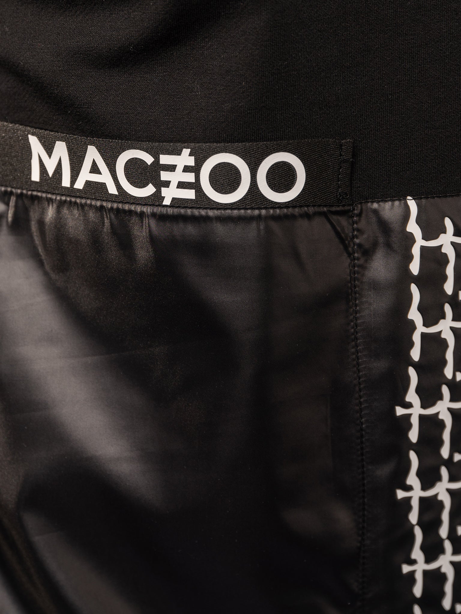 Sweater Static Black