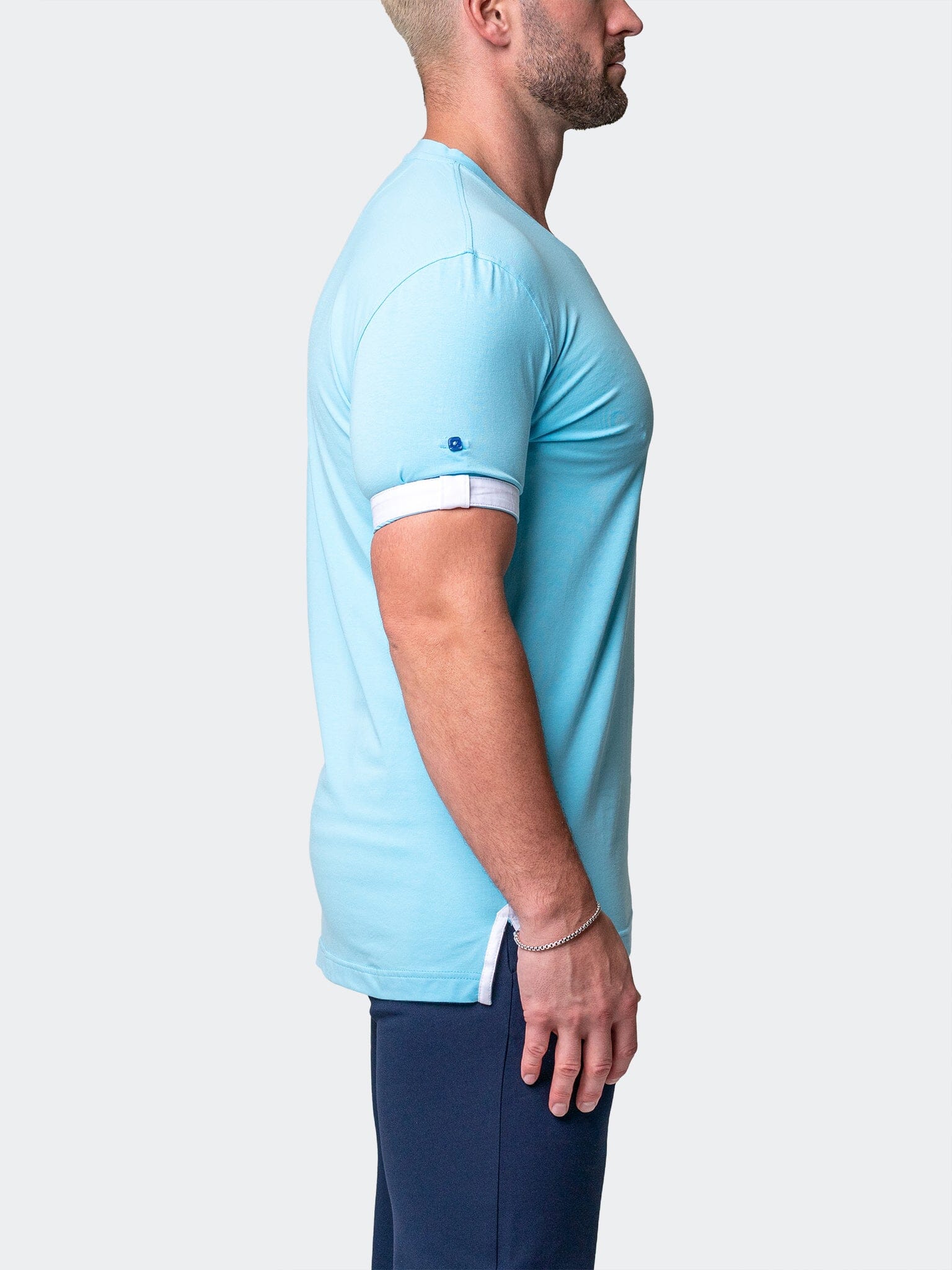 Vivaldi Solid Camo Light Blue V-Neck