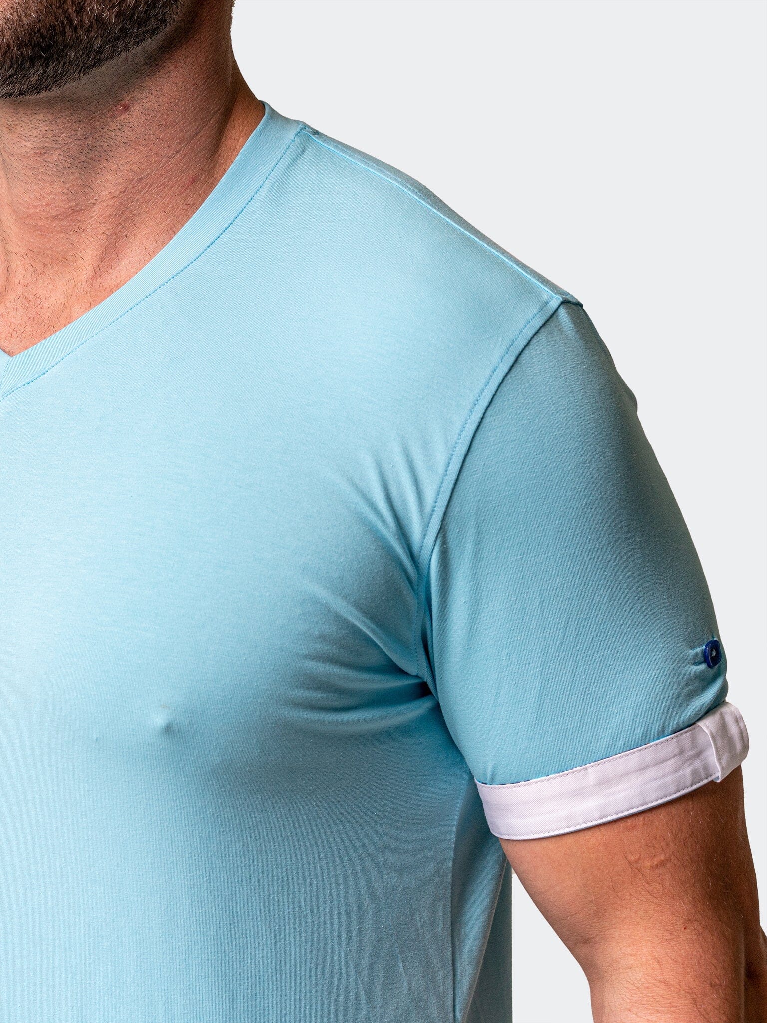 Vivaldi Solid Camo Light Blue V-Neck