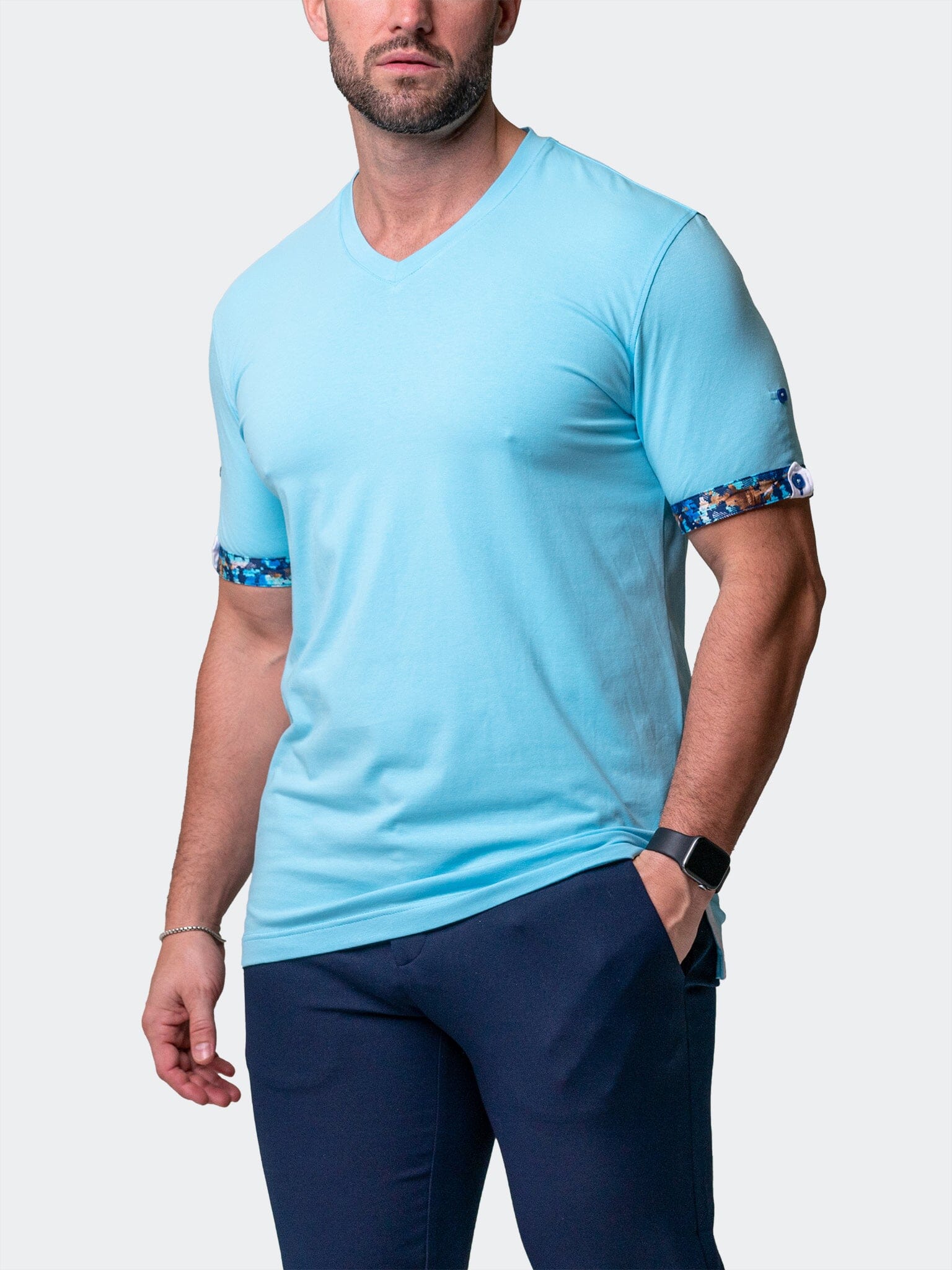 Vivaldi Solid Camo Light Blue V-Neck