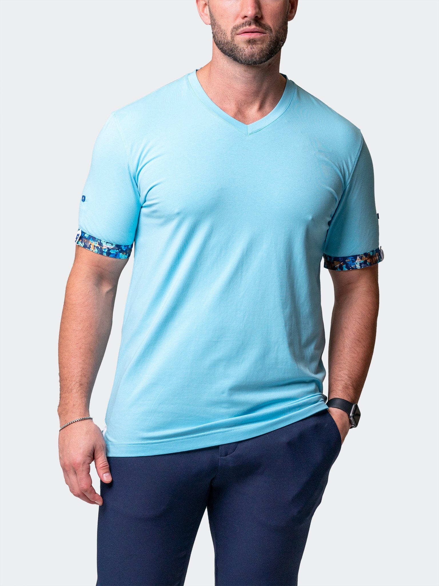 Vivaldi Solid Camo Light Blue V-Neck