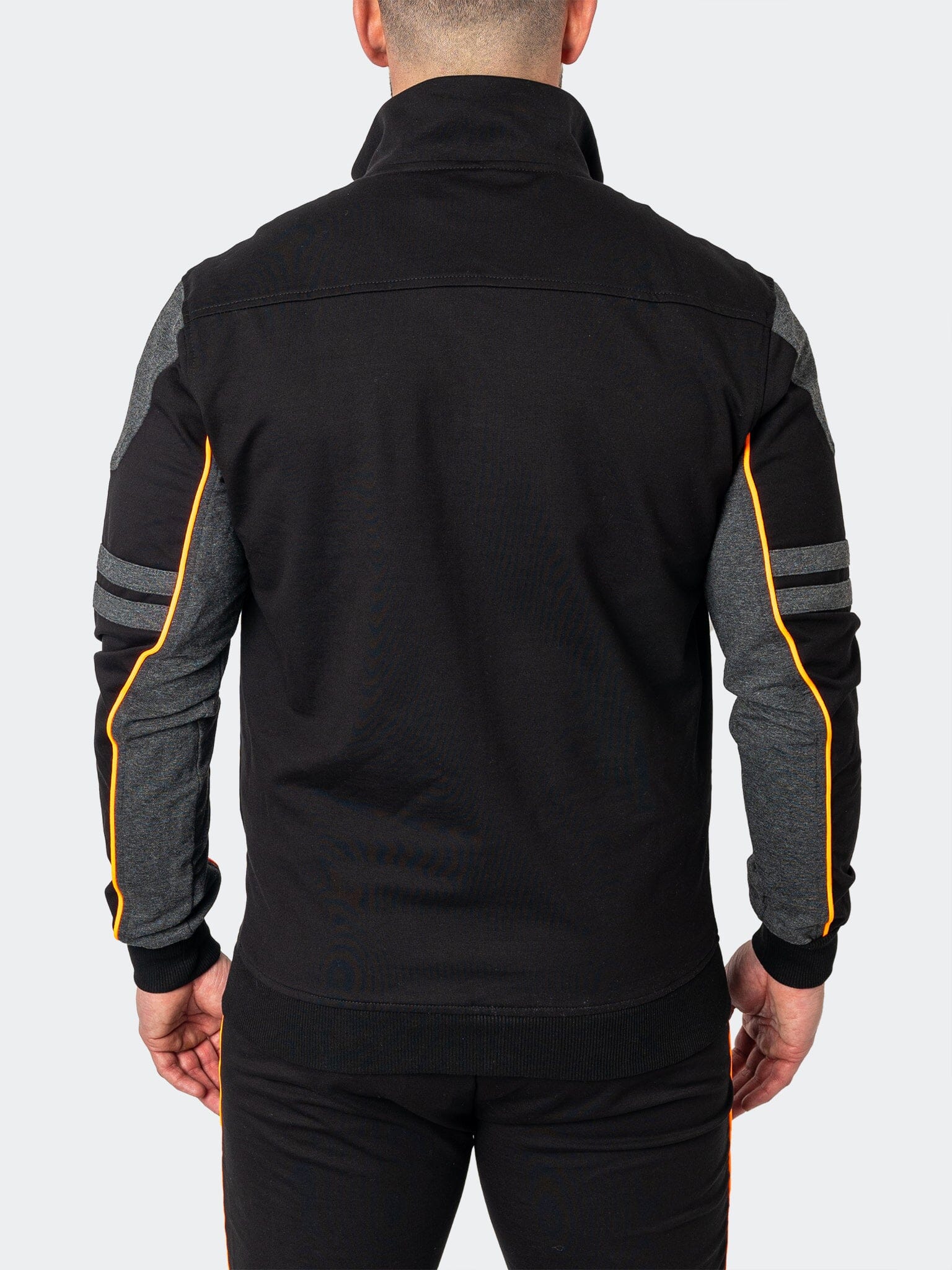 Zipper Pipeline Black